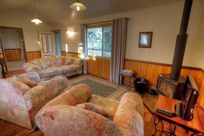 Accommodation Creek Cottages & Sundown View Suites Ballandean Δωμάτιο φωτογραφία
